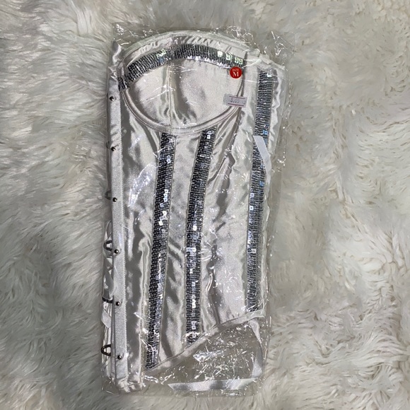 New! Sexy Showgirl Burlesque Halter Corset Medium 🌷 - Picture 3 of 3